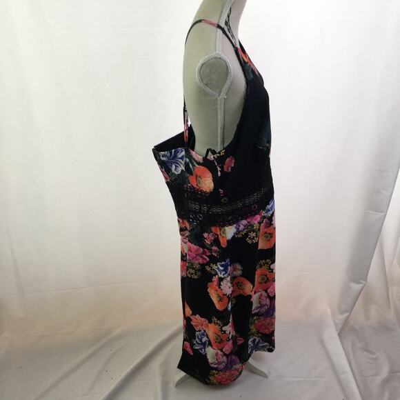 Premier Amour Floral Dress Black Red Yellow 14 - Picture 9 of 13